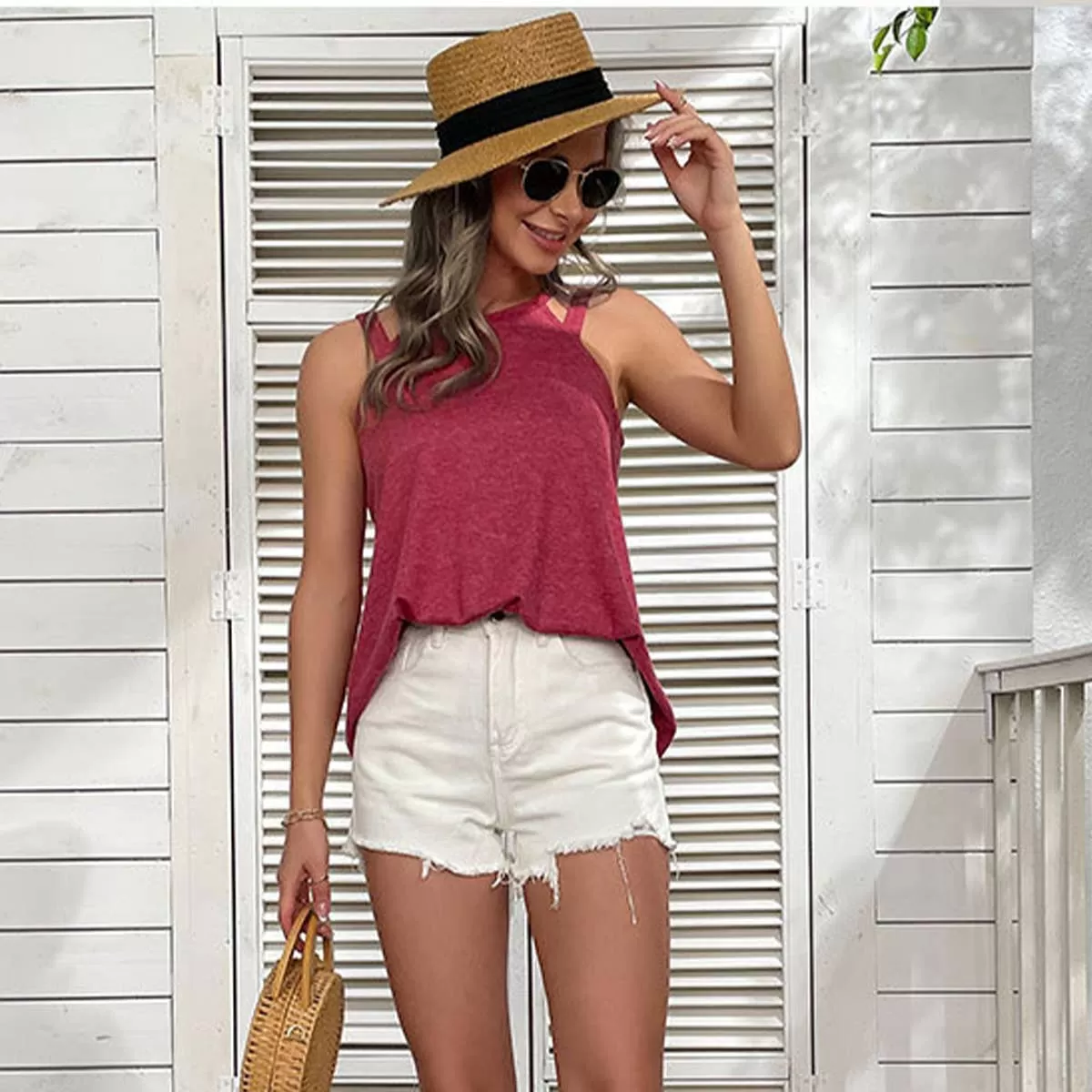 COLOR CUTOUT OFF-THE-SHOULDER HALTER VEST_CWTHT0068