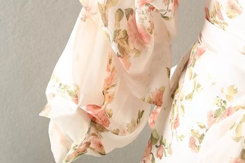 FLORAL DREAM WRAP TOP