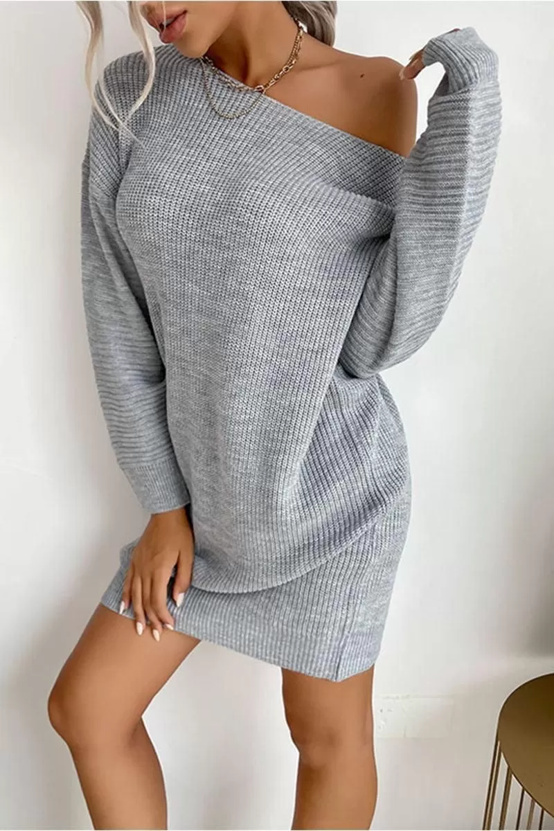 LOOSE FIT COMFY KNITTED DRESS