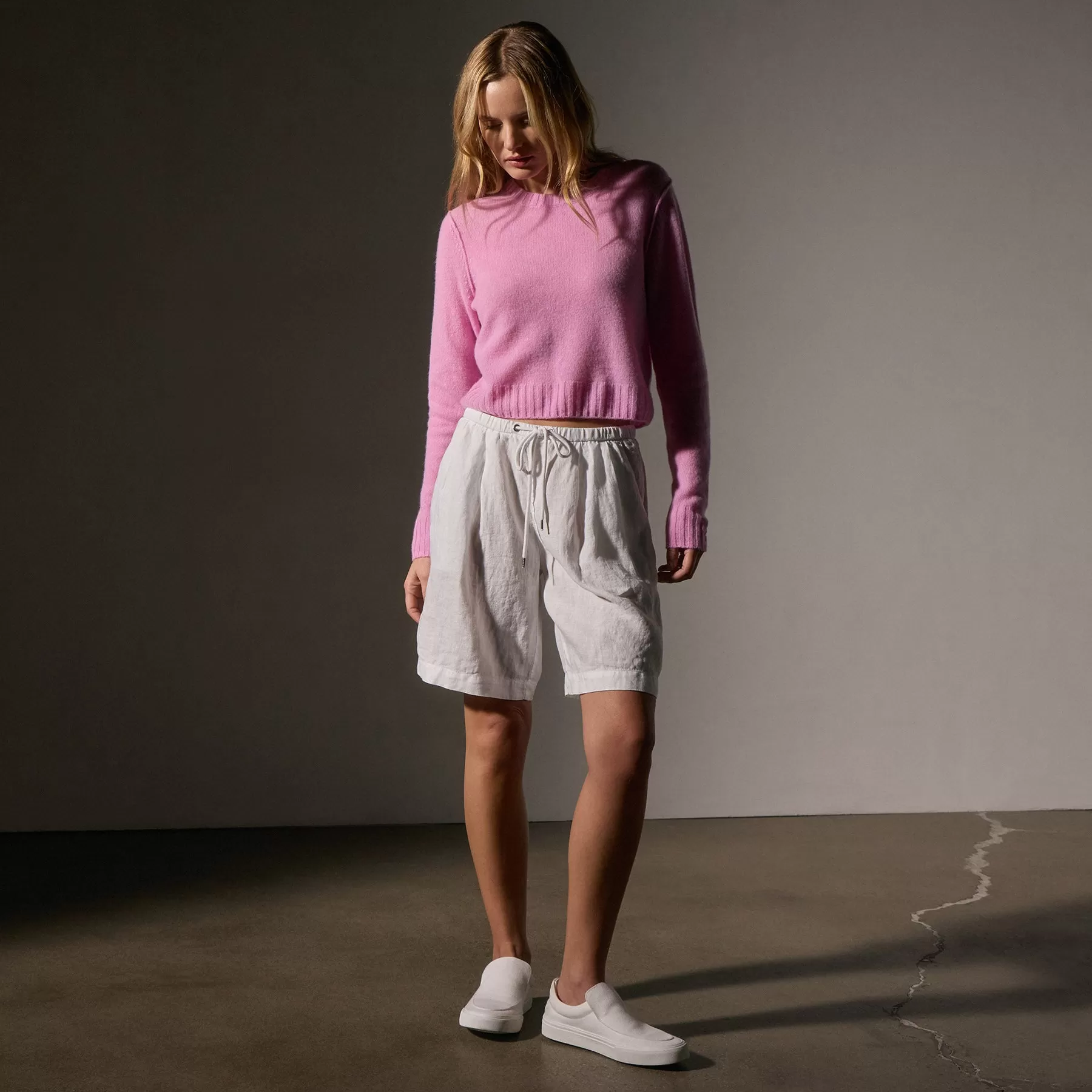 Soft Featherweight Cashmere Cropped Sweater - Blossom