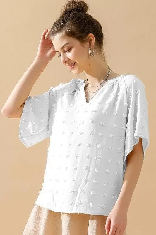 V NECK DOT DETAILED SHORT SLEEVE TOP